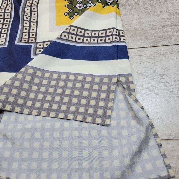 Clover Canyon hi lo Top - Picture 3 of 5